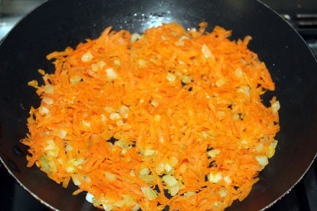 Солянка сборная мясная классическая: Пошаговый рецепт приготовления