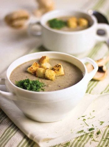 Суп-пюре з печериць з вершками і ще щось смачне