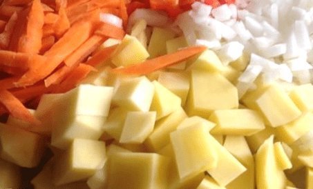 Рецепт супу: мариновані гриби з куркою та м’ясом з фото інструкцією