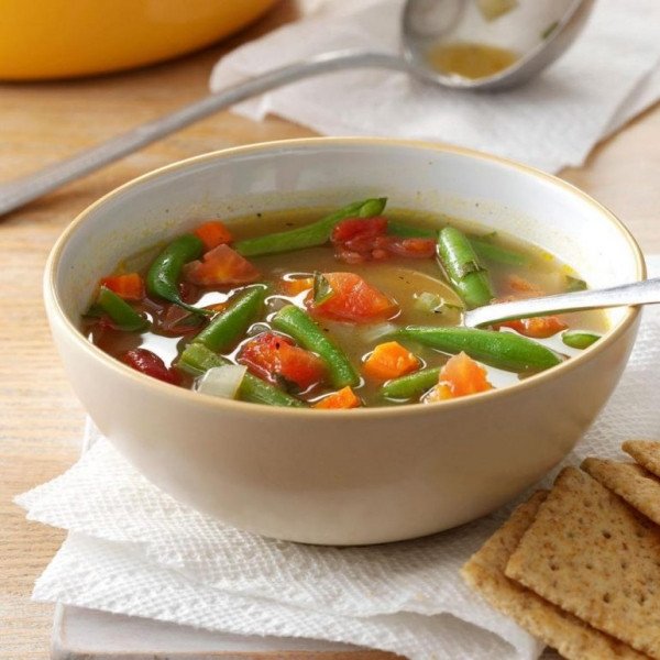 Рецепти супу зі стручковою квасолею: з куркою, яловичиною та бульйоном