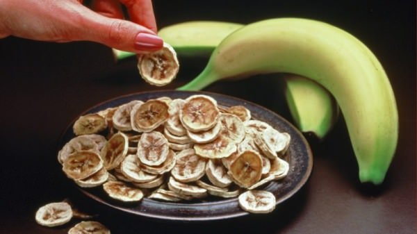 Сушені банани – 5 рецептів, як зробити в домашніх умовах
