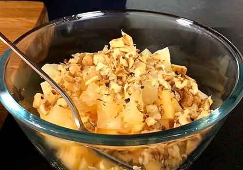 Тарталетки з куркою та грибами на закуску у духовці