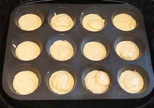 Тарталетки з куркою та грибами на закуску у духовці