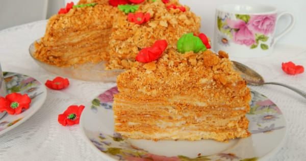 Торт з вареним згущеним молоком – 8 рецептів