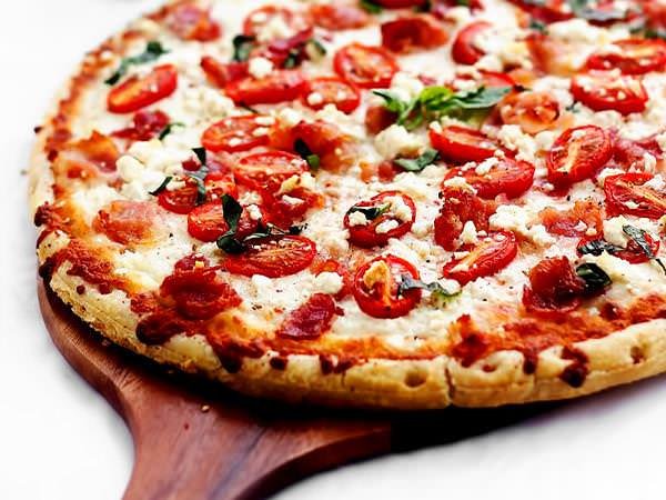 Тісто для піци (дріжджове): ТОП-5 автентичних рецептів