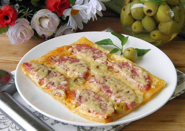 Тісто для піци (дріжджове): ТОП-5 автентичних рецептів