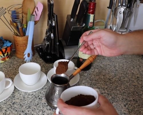 Как правильно варить кофе в турке на электрической плите
