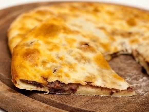 Як приготувати хачапурі: 6 найприємніших сполучень