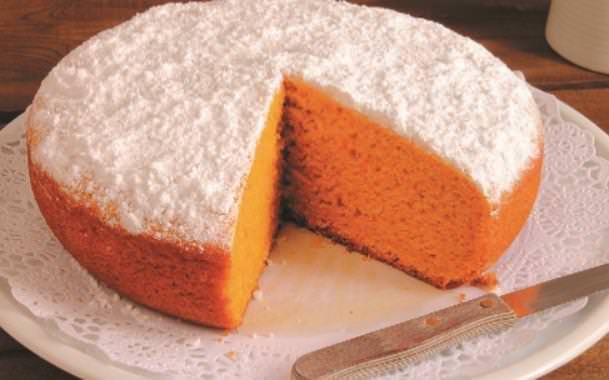 Як приготувати морквяний пиріг швидко і просто?