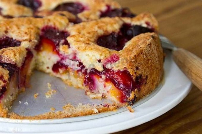 Як приготувати пиріг зі сливами – 23 смачні рецепти