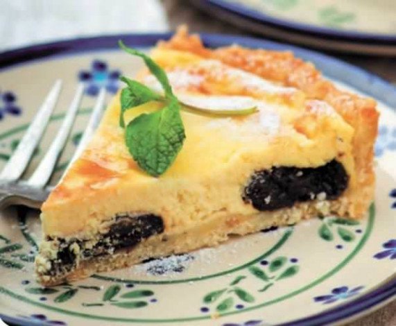 Як приготувати пиріг зі сливами – 23 смачні рецепти