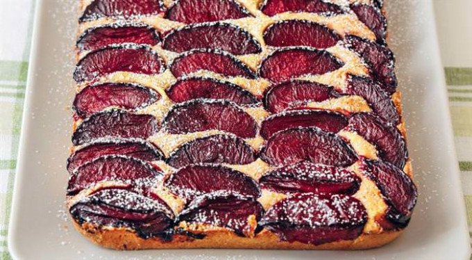 Як приготувати пиріг зі сливами – 23 смачні рецепти