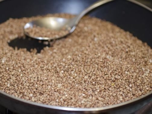 Как варить рассыпчатую гречку на воде в кастрюле: правильный пошаговый рецепт