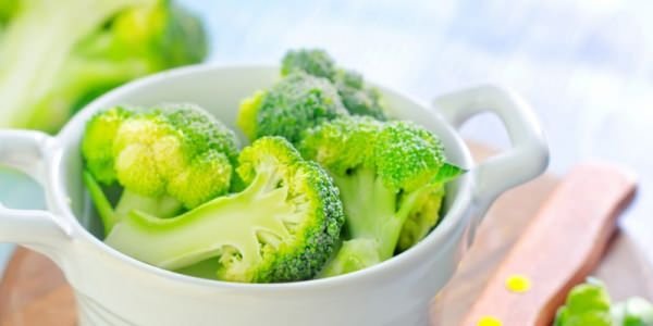 Як варити заморожену брокколі – 4 смачні рецепти