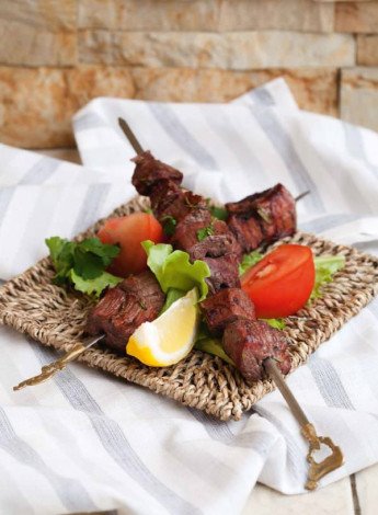 Як замаринувати мясо для шашлику — 12 кращих рецептів