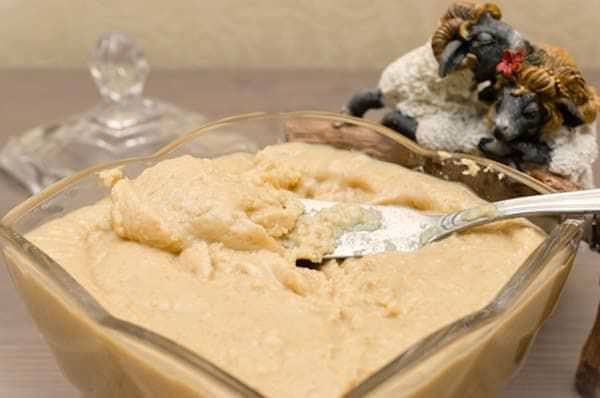 Як зробити арахісову пасту в домашніх умовах: 7 рецептів