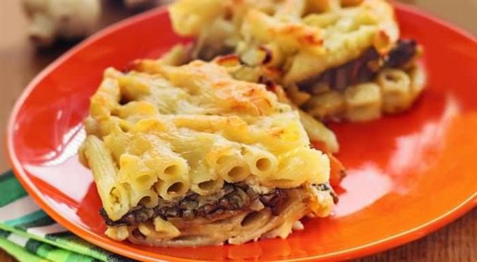 Запіканка з макаронів в духовці: 12 найніжніших рецептів