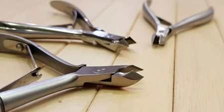 Заточка манікюрних інструментів — кусачок і ножиць