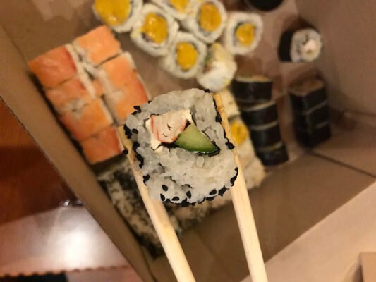 Доставка суші в Одесі: Смакуйте найкраще з Sushi 24