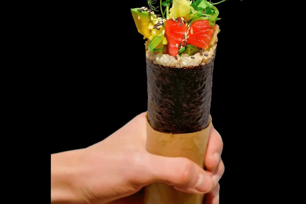 Ресторан японської кухні Roll&Bowl у Львові