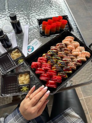 Cуші “на винос” у Вінниці від Phila Sushi – смачно!