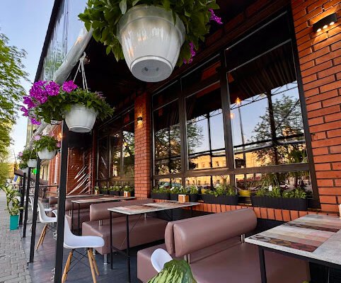 Ресторан Greek Rest в Івано-Франківську: автентика Греції