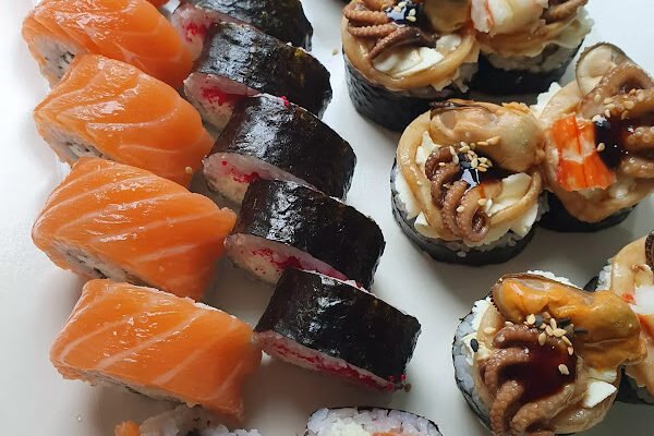Доставка Їжі Львів: Big Sushi – Смакуй Великі Роли