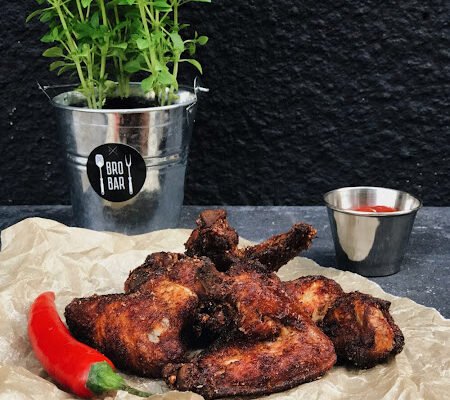 Доставка їжі у Броварах та Миколаєві – зручно й швидко!