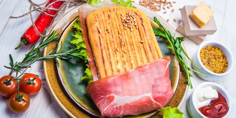 Заклад швидкого харчування Street Food Merci Івано-Франківськ