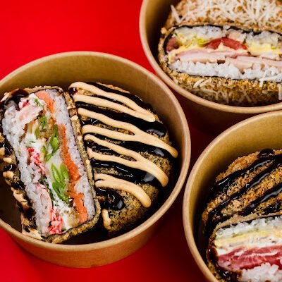Доставка Їжі у Львові: суші та піца від Smaki-maki