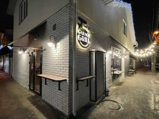 Заклад швидкого харчування Garage Grill у Вінниці