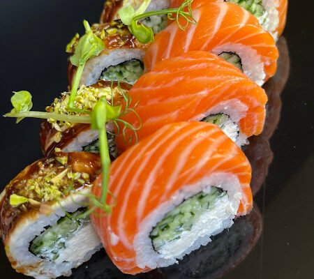 “Ресторан MOMENT Sushi у Дніпрі: насолода смаком”