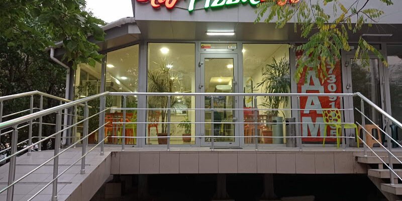 Піцерія StarPizzaCafe в Одесі – Смачна італійська піца