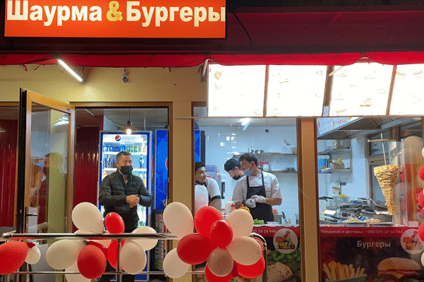 Заклад швидкого харчування в Одесі: шаурма і бургери