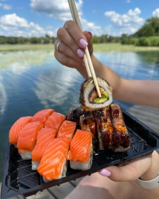 Доставка їжі в Запоріжжі: Osama Sushi – смакота! Доставка їжі в Запоріжжі: Osama Sushi – смакота!