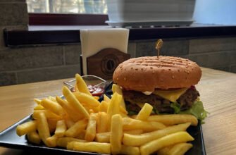 Заклад швидкого харчування в Дніпрі: My Coffee Burger