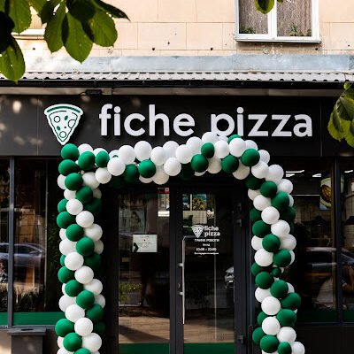 Піцерія FichePizza: Піца та Бургери в Житомирі