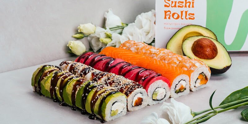 Доставка їжі Одеса: Суші роли – смакота до дверей