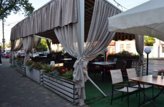 Піцерія в Одесі з унікальним фонтаном піци