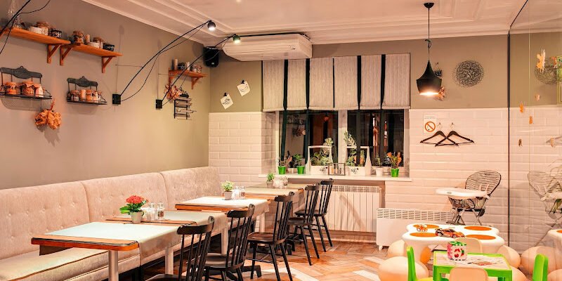 Ресторан RollHouse в Києві: круте місце для відпочинку