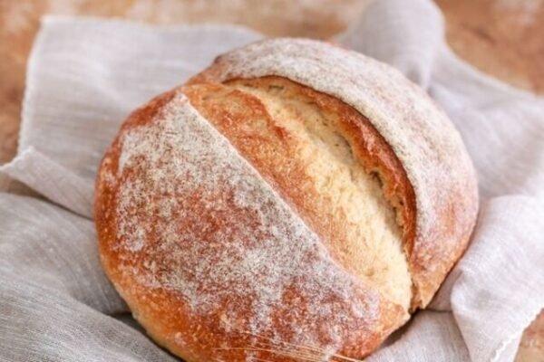 Рецепт домашнього хліба на свіжих дріжджах: покрокова інструкція