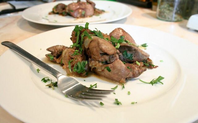 Рецепт приготування качиної печінки: секрети та поради кухарів