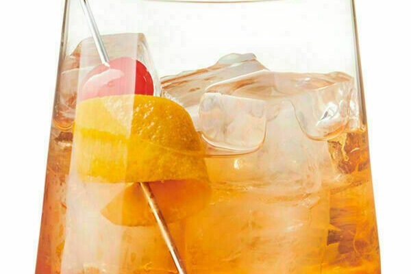 Класичний Олд Фешн: Покроковий Рецепт та Поради для Ідеального Напою