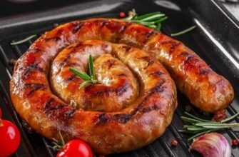 Скільки варити домашню ковбасу перед запіканням: поради та рекомендації