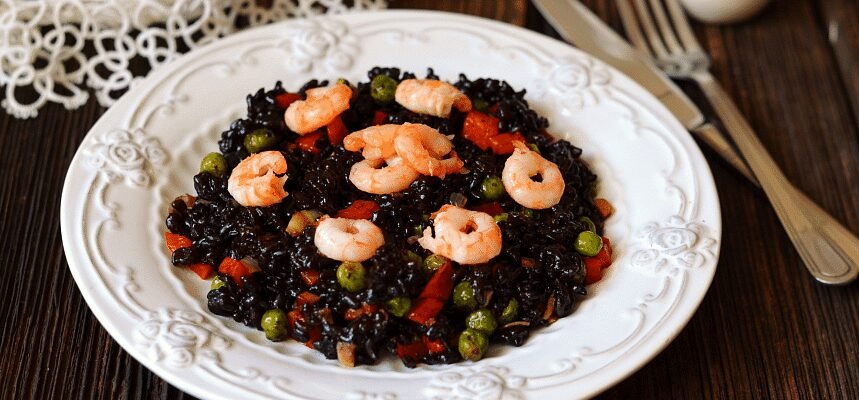 Рецепти з чорним рисом: корисні страви для вашого раціону Рецепти з чорним рисом: корисні страви для вашого раціону