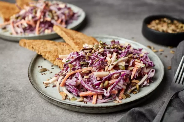 Класичний рецепт салату Коул Слоу: готуємо вдома швидко та просто