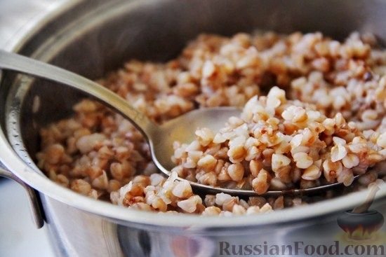 “Як правильно варити гречку: покроковий гід для ідеального результату”