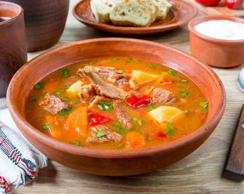 Домашній бограч: покроковий рецепт приготування ароматної страви