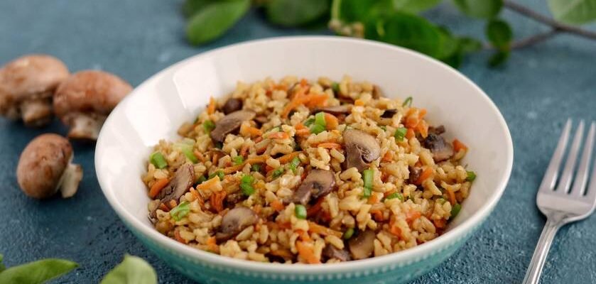 Рецепти з бурого рису: корисні страви для вашого столу