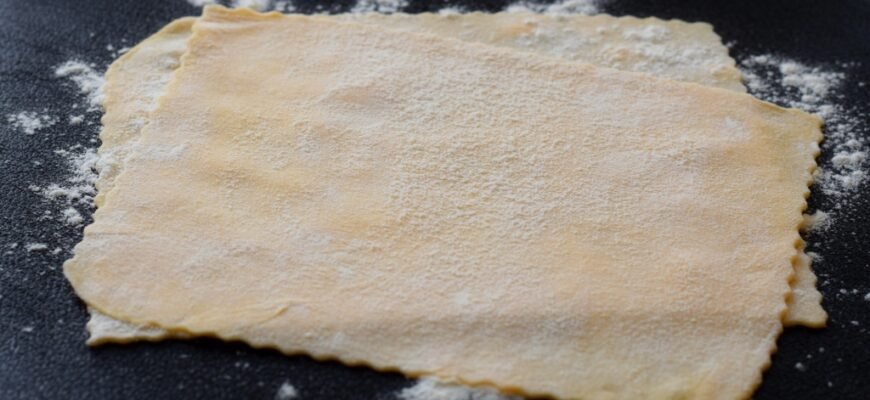 Італійський рецепт тіста для лазаньї: покроковий гайд приготування Італійський рецепт тіста для лазаньї: покроковий гайд приготування